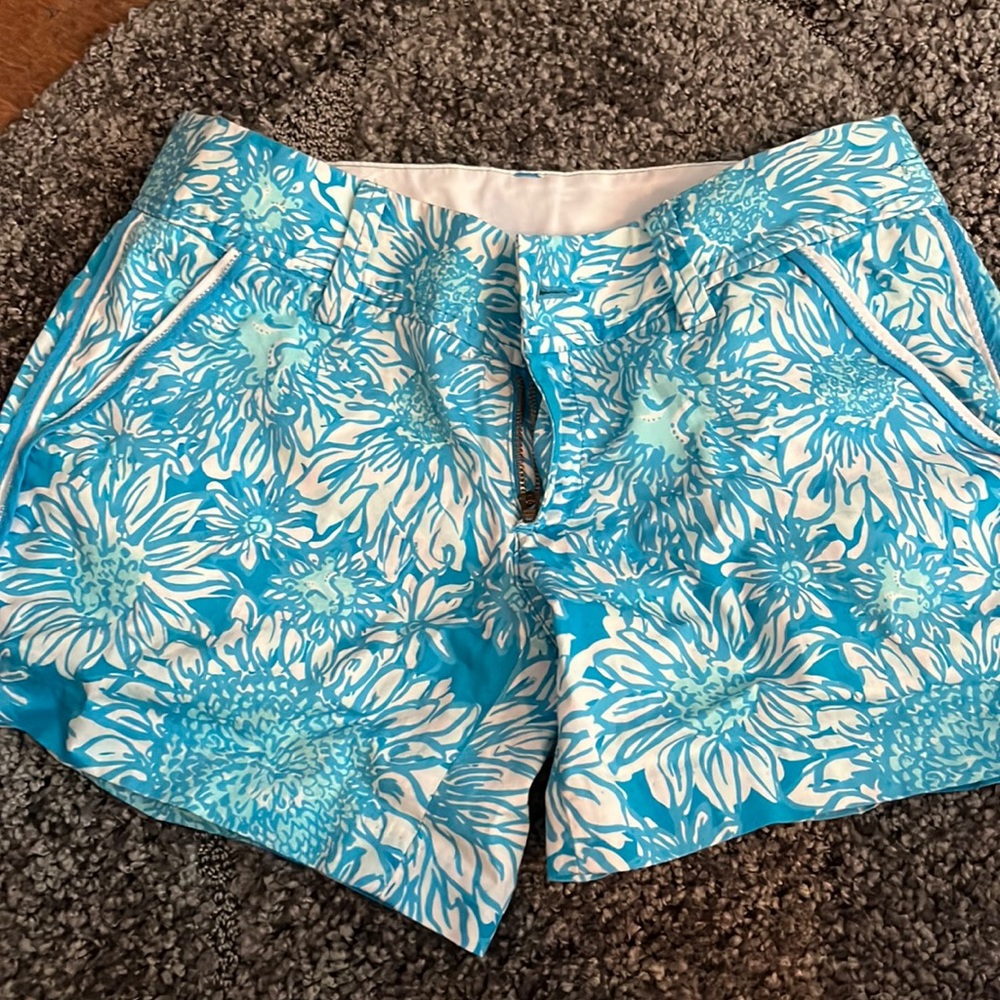 Lilly Pulitzer woman’s size 0 “the Callahan Short” blue shorts